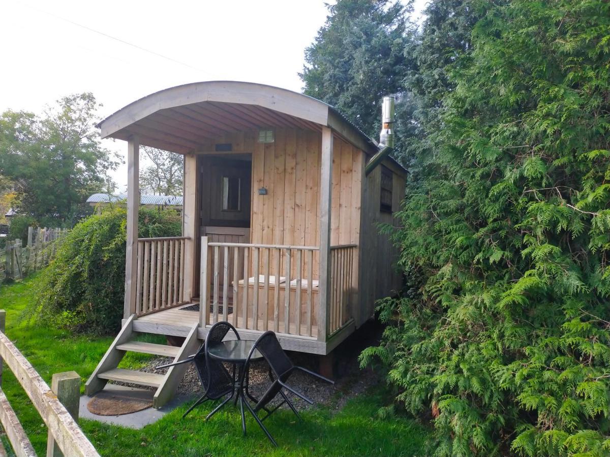 Lucker Mill Shepherds Huts Экстерьер фото